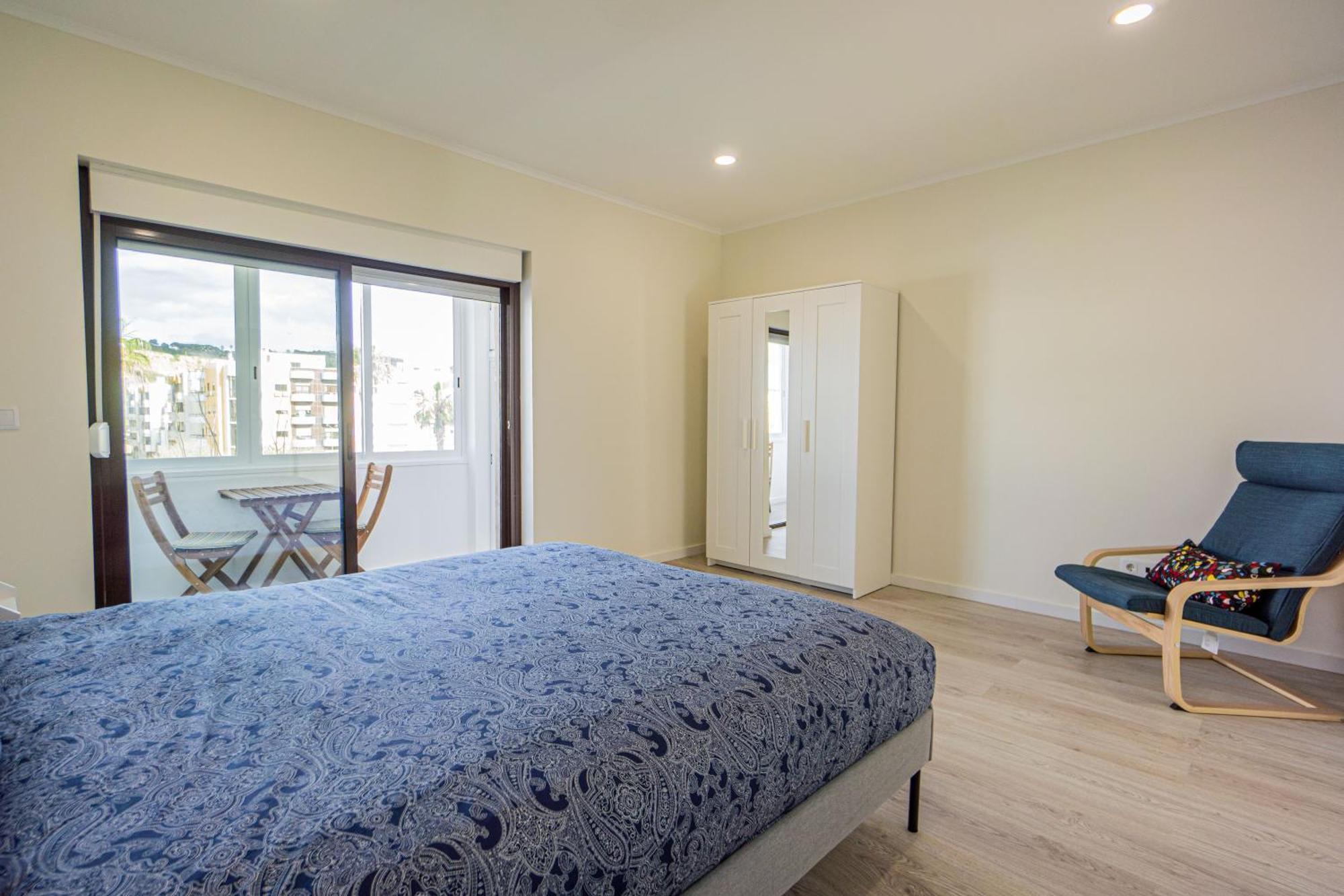 W/ocean View Apartment *